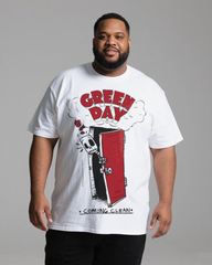 White Breathable Plus-Size T-Shirt – Loose Flow Cotton Top with Trendy Summer Print